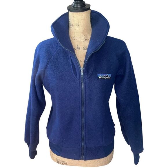 Vintage Patagonia Navy Blue Front Zip Fleece Jacket size Medium - Picture 1 of 6